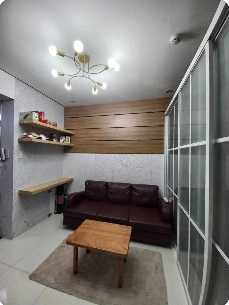 Condo Unit For Sale in Torre Lorenzo Malate Condominium 7.5M