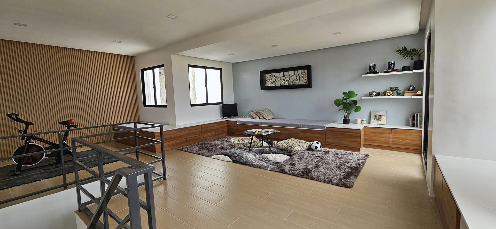 Best location townhouse with 2-car garage in Talamban ACROPOLIS