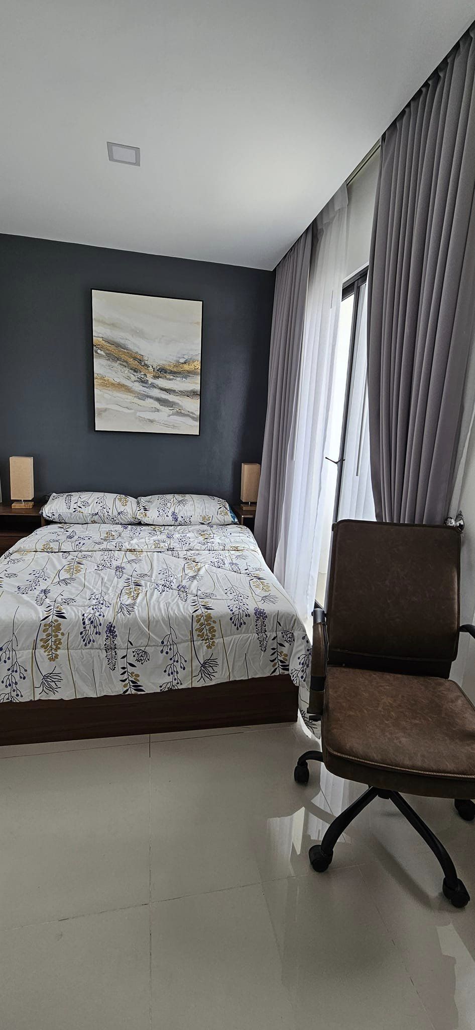 Best location townhouse with 2-car garage in Talamban ACROPOLIS