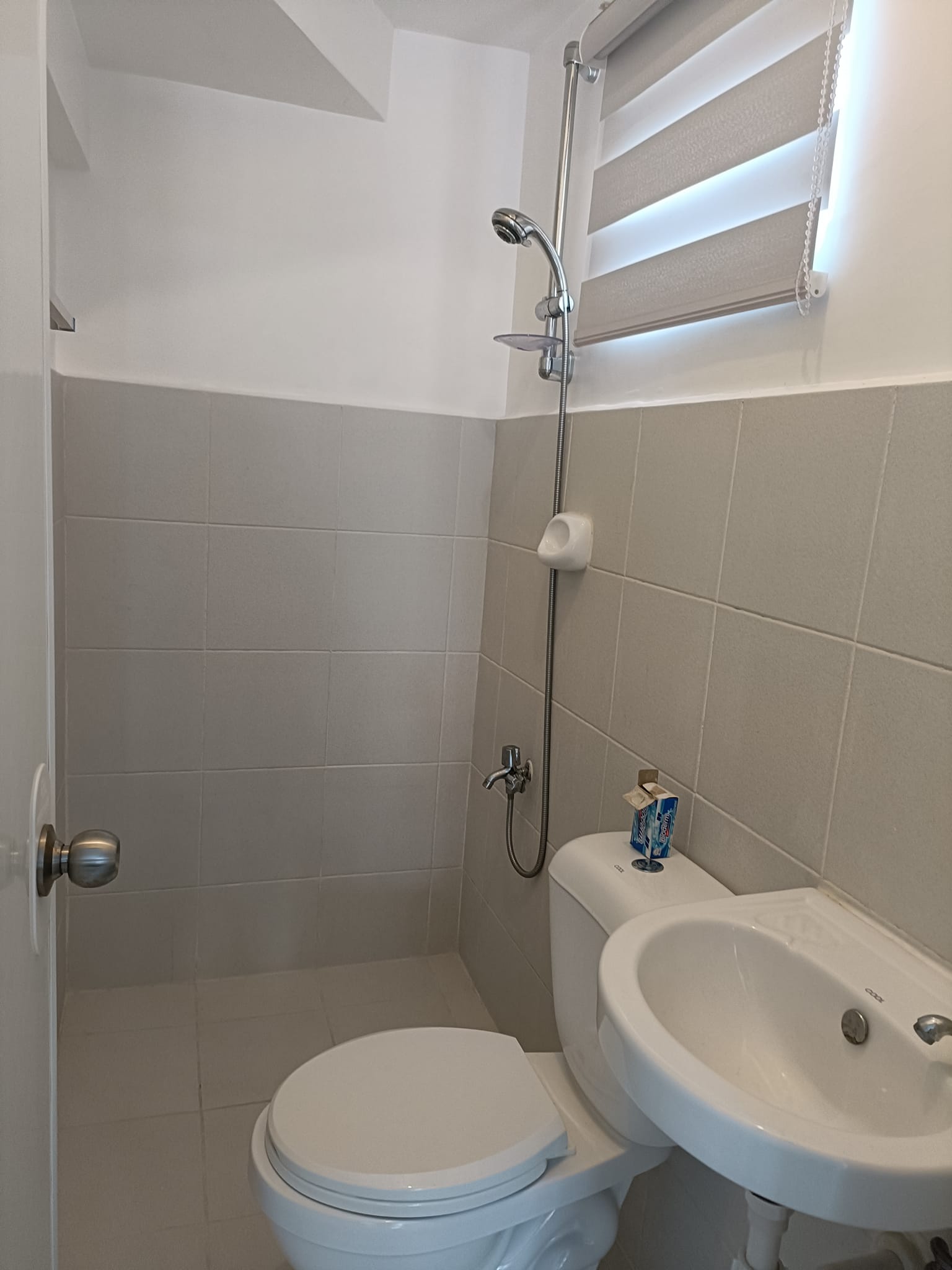 READY FOR OCCUPANCY TOWNHOUSE TALAMBAN CEBU