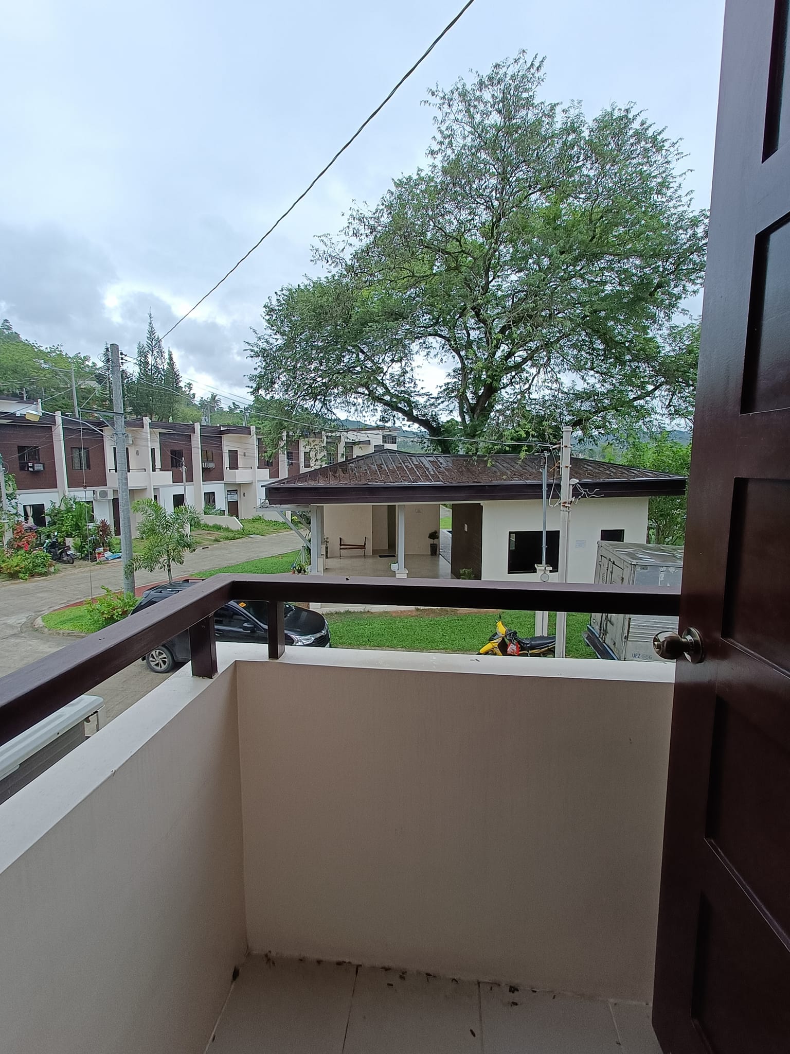 READY FOR OCCUPANCY TOWNHOUSE TALAMBAN CEBU