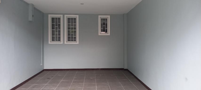 House for Sale in BF Resort Village at 16.8M