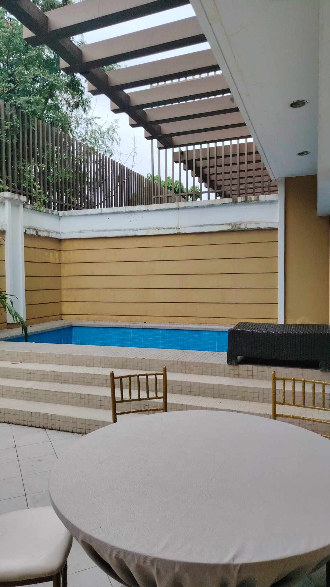 Cebu 331 SQM Garden Villa Residential Condo The Padgett Place 