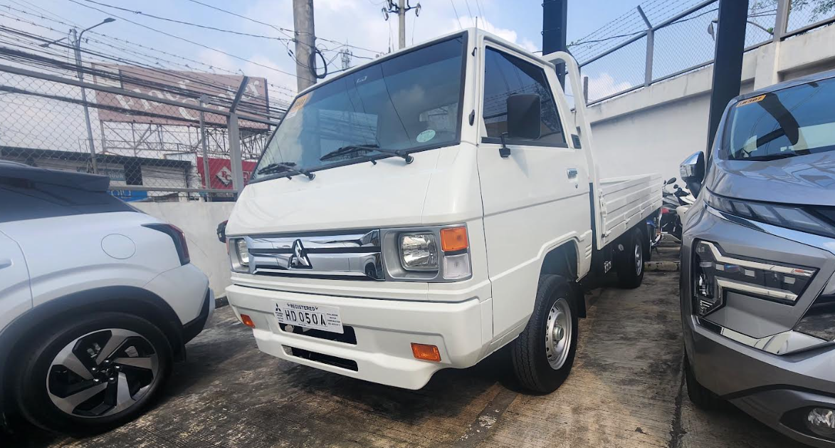 MITSUBISHI L300 DROPSIDE 9FT.