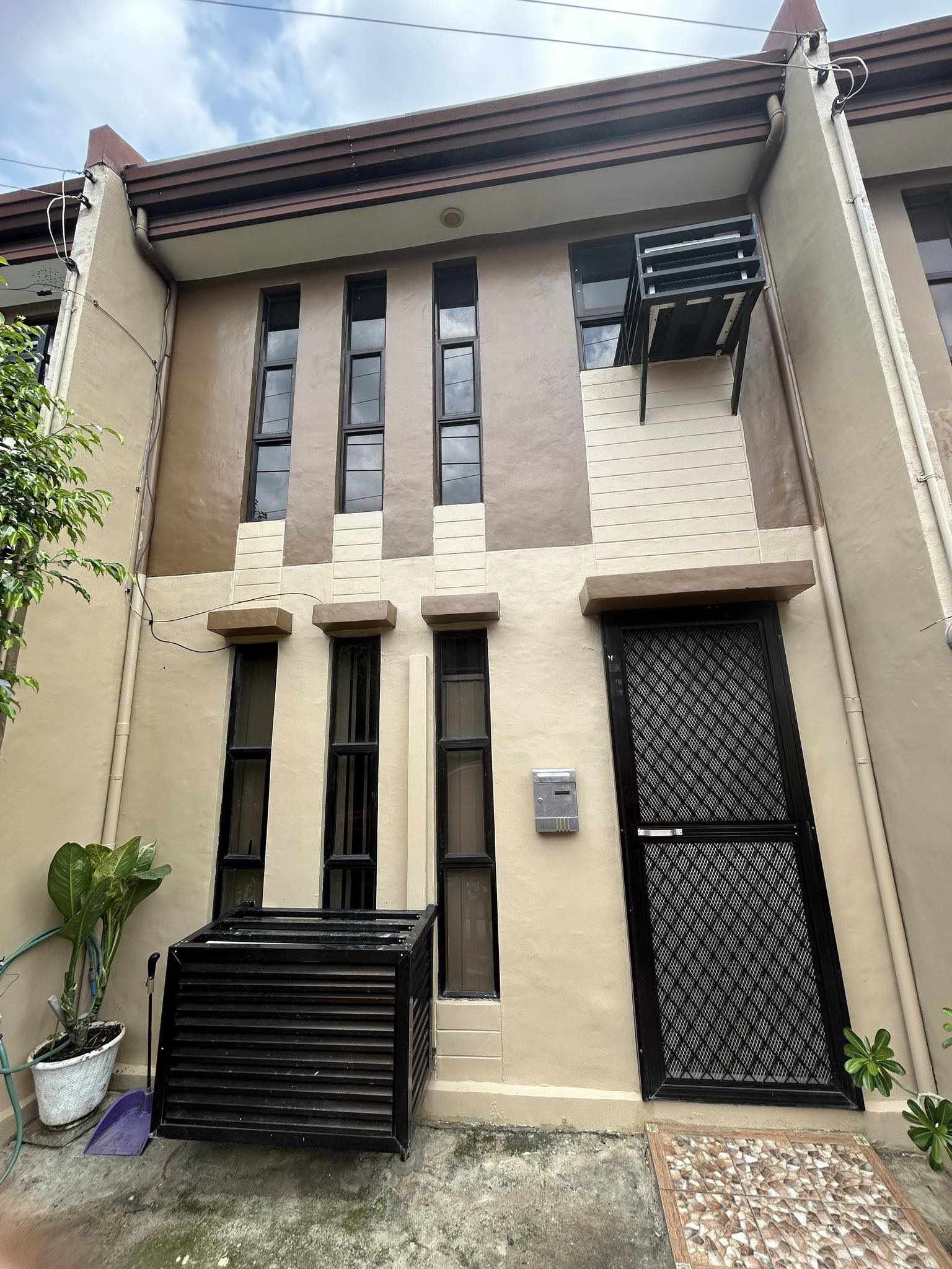 3.3M 3 Bedroom Fully Furnished Townhouse and Lot in Porville