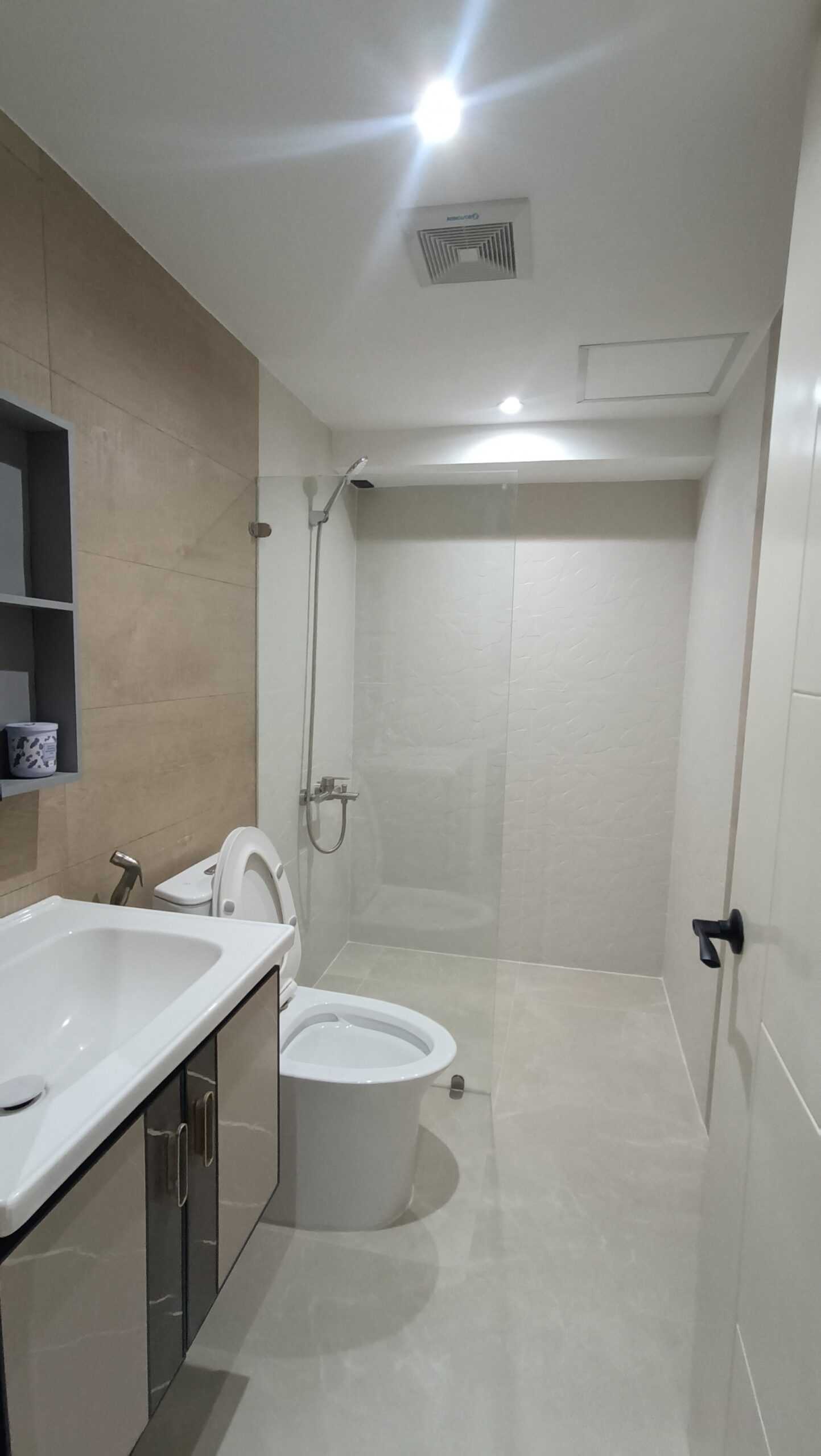 Aida Isabel Residences