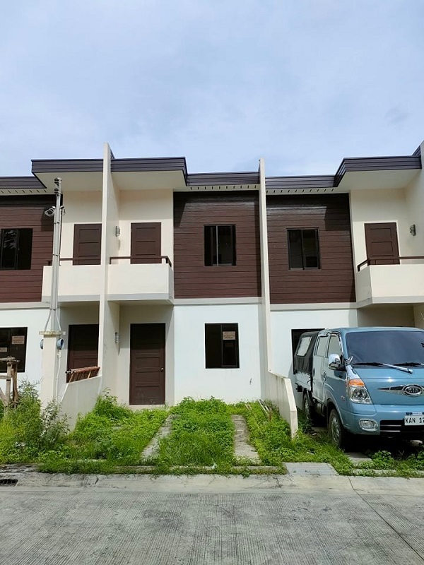READY FOR OCCUPANCY UNITS TOWNHOUSE NEAR MMIS TALAMBAN CEBU CITY