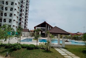 2BR WITH PARKING RESORT CONDO MACTAN CEBU