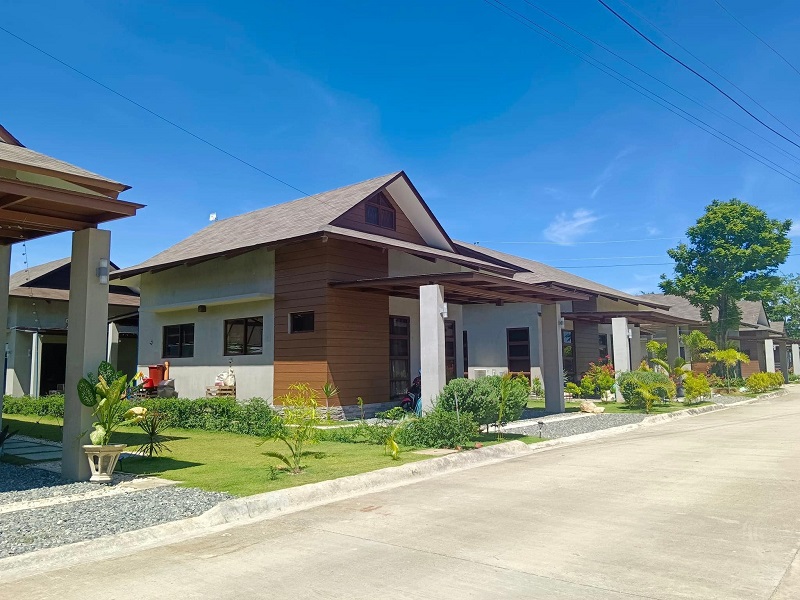PRESELLING BEACH HOUSE DANAO CITY CEBU ADUNA 2