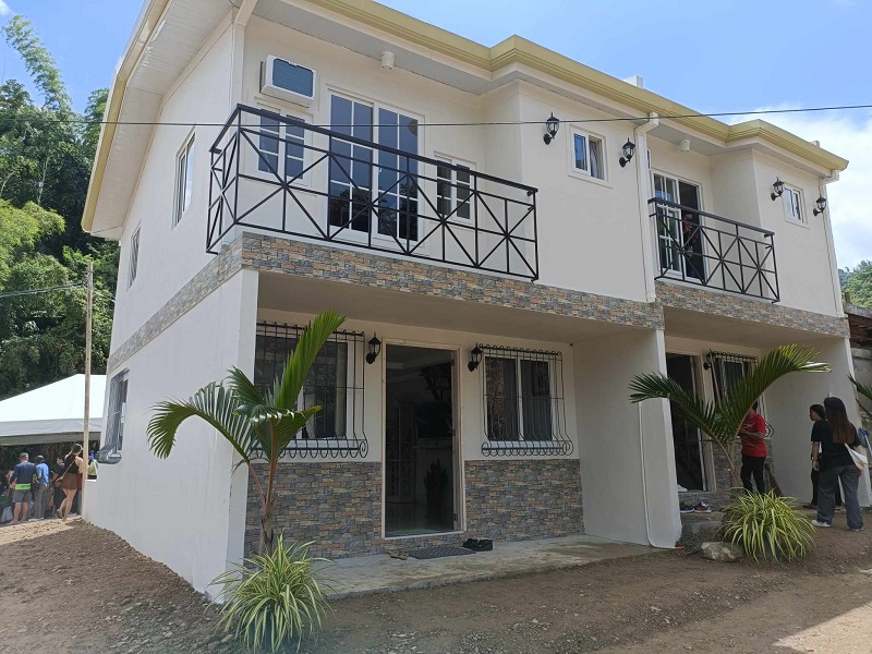 AFFORDABLE PRESELLING TOWNHOUSE CEBU CITY