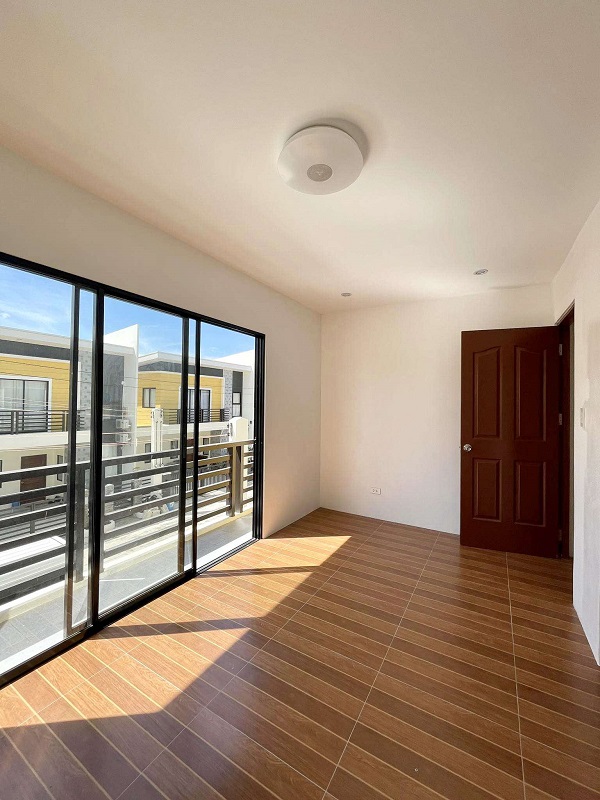 3BR HOUSE MACTAN LAPU LAPU CITY CEBU BREEZA SCAPES2