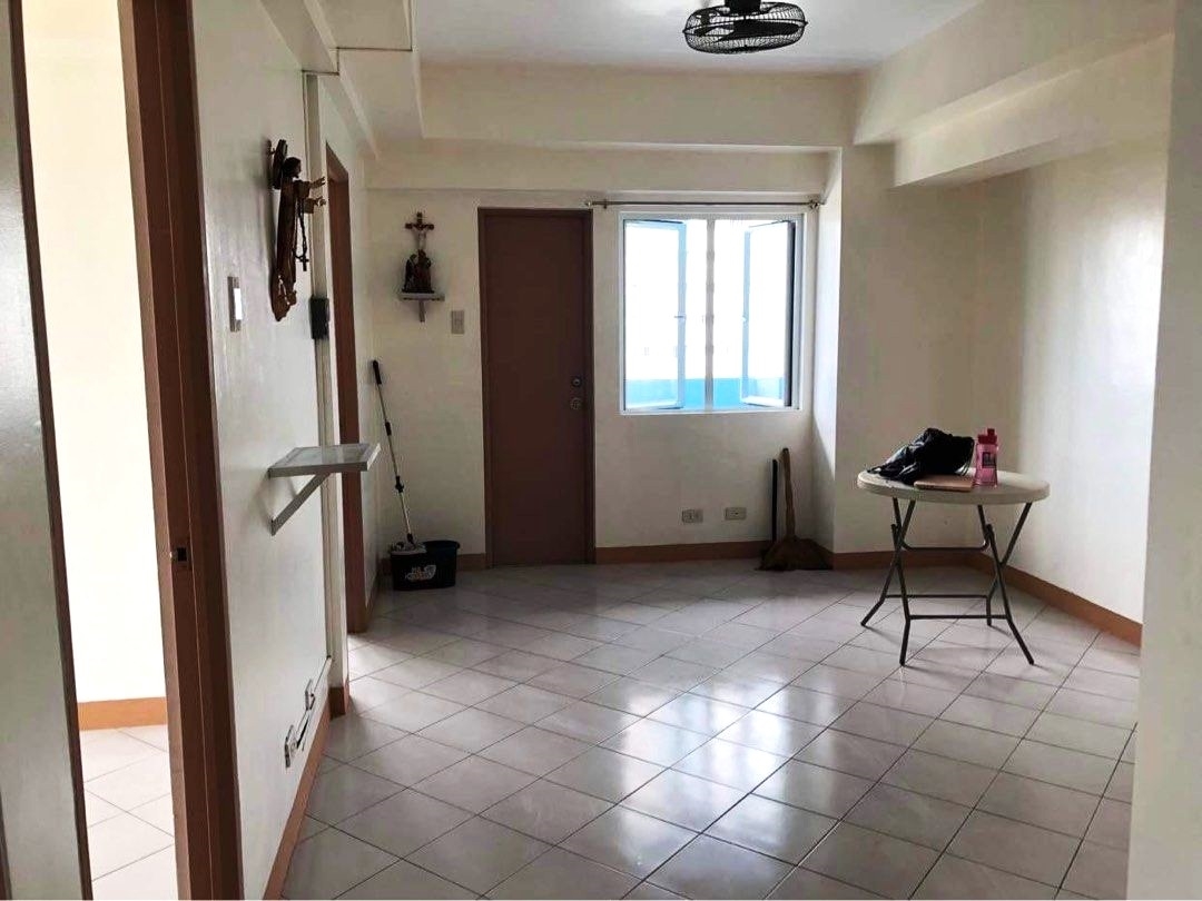 Semi Furnished 3 Bedroom Condo Unit For Rent – 20th Floor at Manila Residences Bocobo