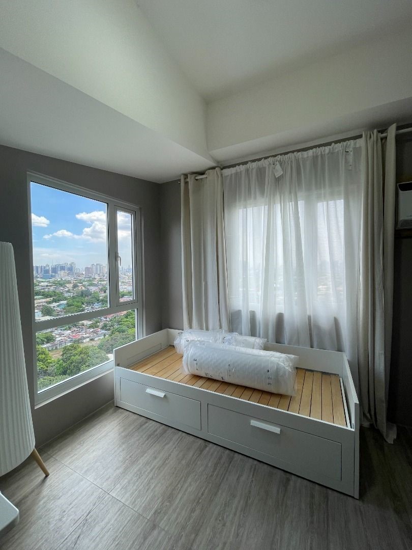 Semi Furnished Studio Condo Unit For Rent – 17th Floor at Torre Lorenzo Loyola