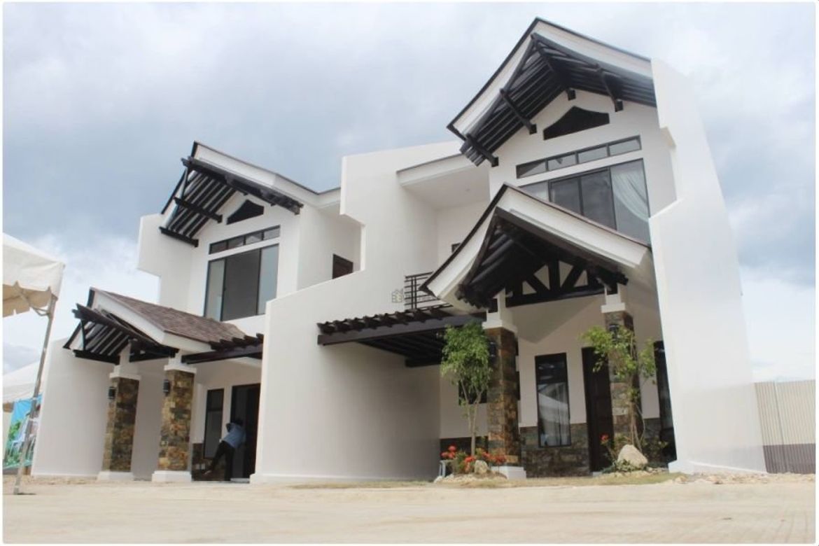 BEACH TOWNHOUSE FOR FOREIGNERS  ARGAO CEBU