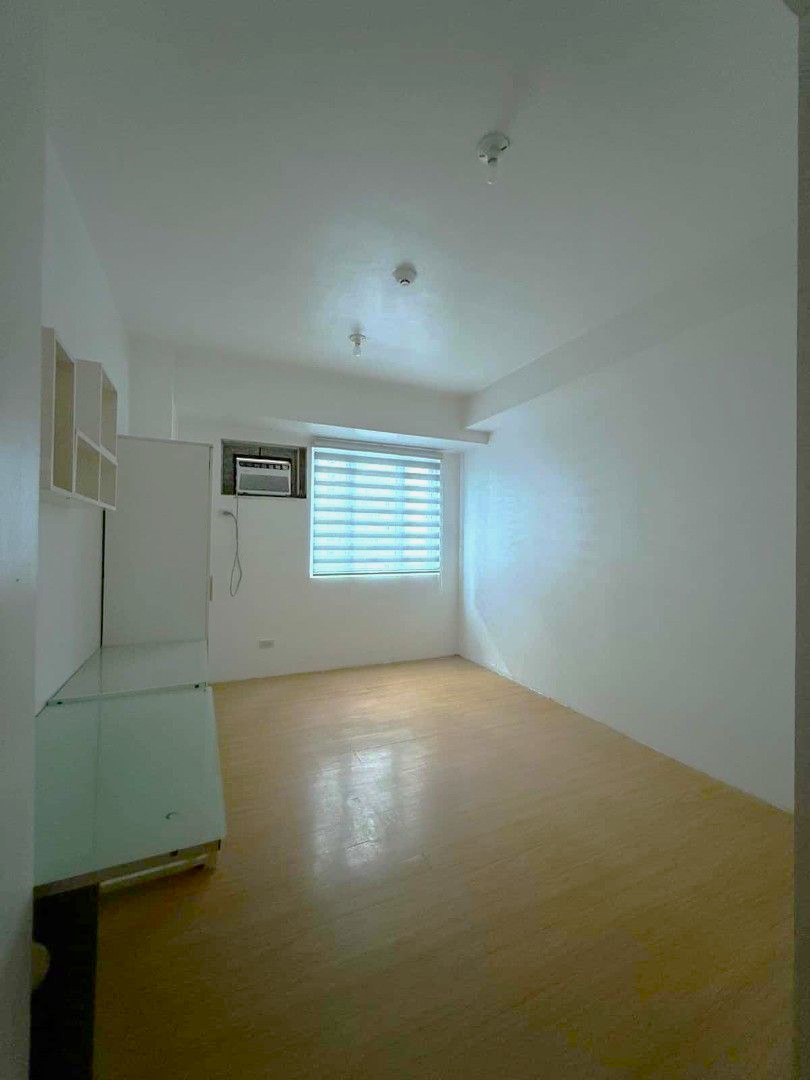 Semi Furnished Studio Condo Unit For Rent – Unit 1506 Tower D at M Place