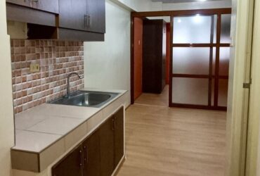 Grand Emerald Tower 1BR For Sale