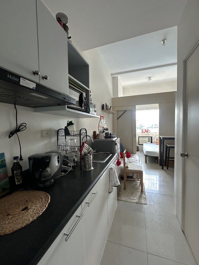 Fully Furnished 1 Bedroom Condo Unit For Rent – 5th Floor at Berkeley Residences