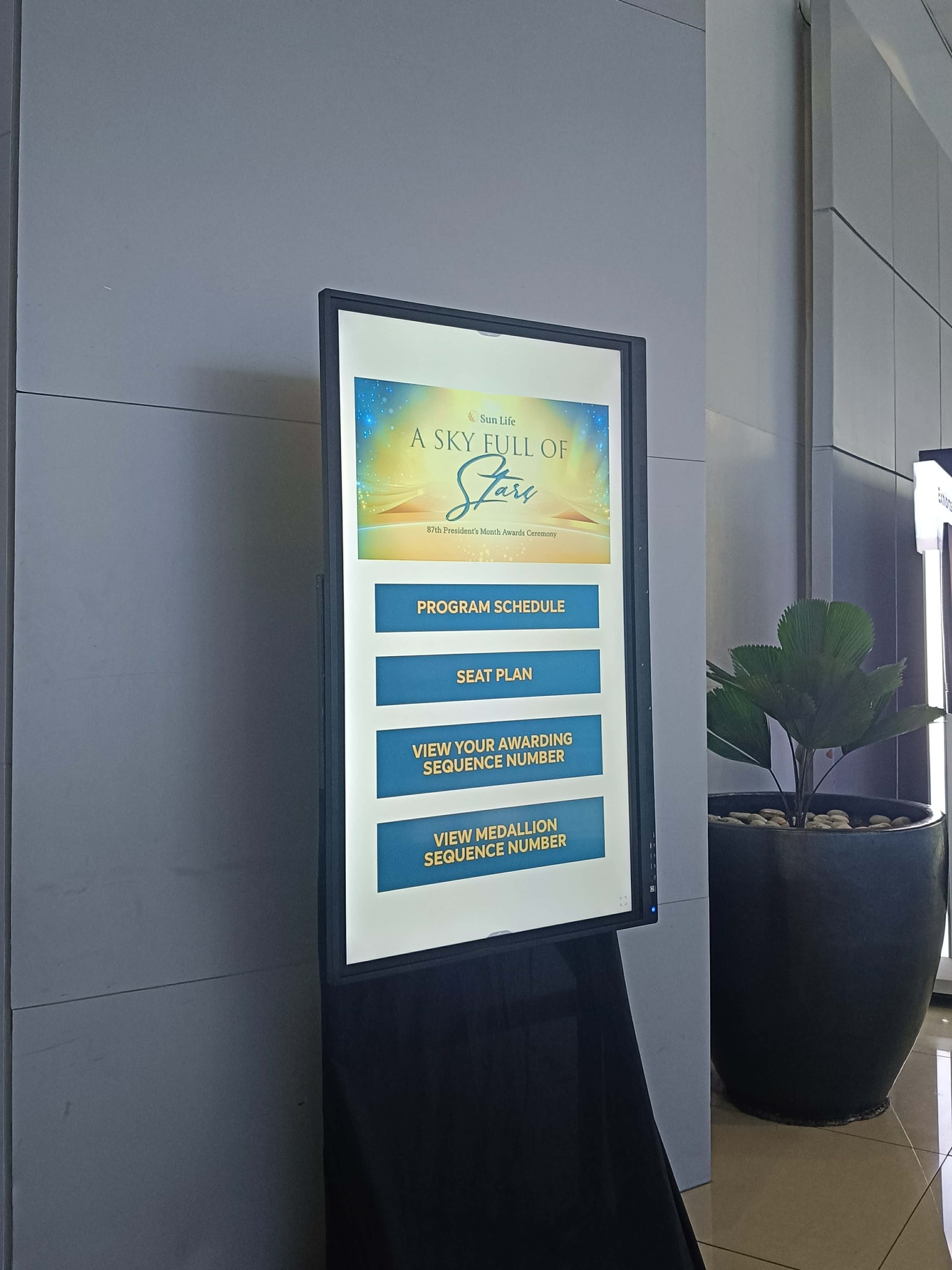 TV RENTAL Smart LED TV Touch Screen TV