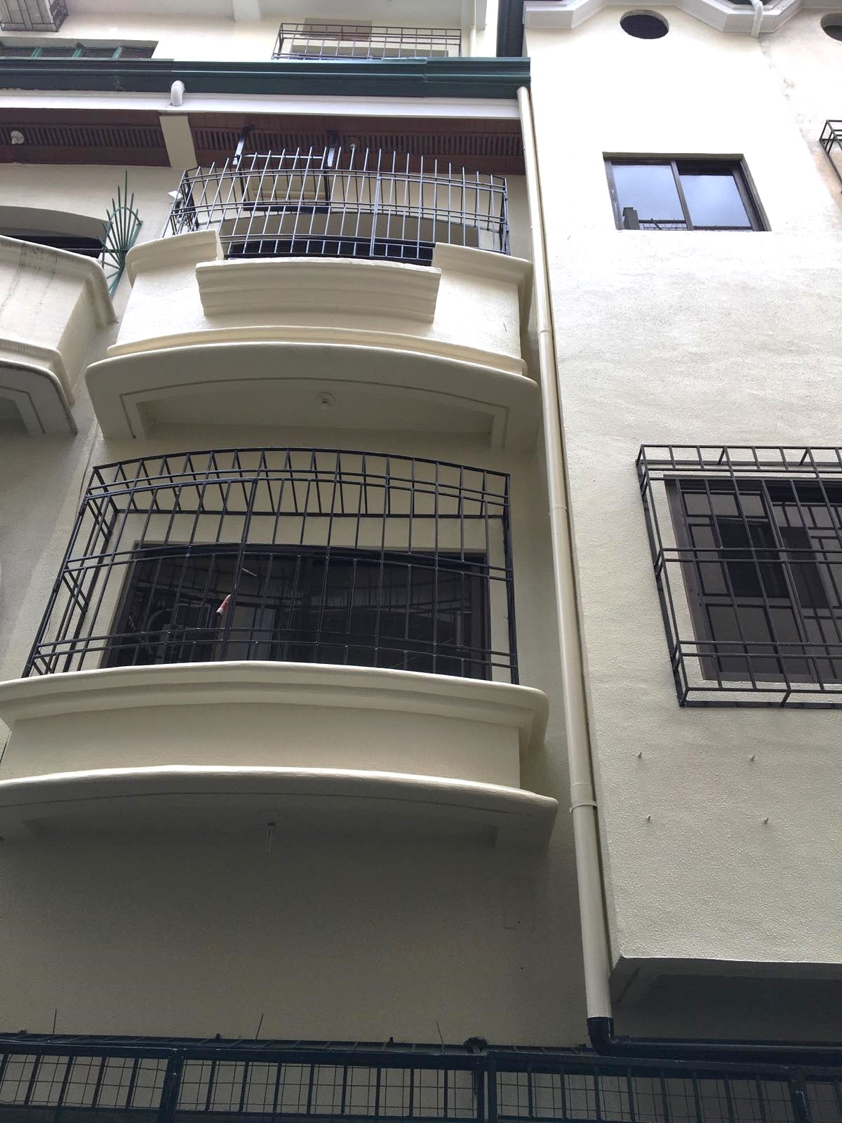 Townhouse For Sale Unit 6 at Crystal Townhomes